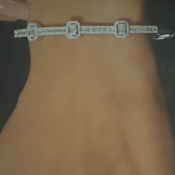 BRACELET, DIAMOND, BANGLE, 7.25”. ELEGANT, ART DECO - Picture 8 of 13